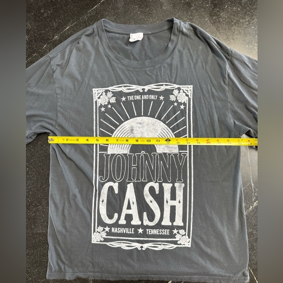LetLuv SMALL Washed Black Johnny Cash Graphic Tee - Picture 4 of 7